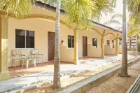 Dhania Cenang Beach Motel