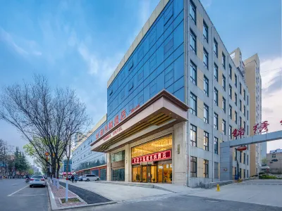 Vienna Hotel Hebi shancheng store Hotels near Mechanical and Electrical Engineering College， Hebi College of Vocational and Technology