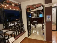 โรงแรมบูทีคเตฮัวกัน - ที่มีบาร์