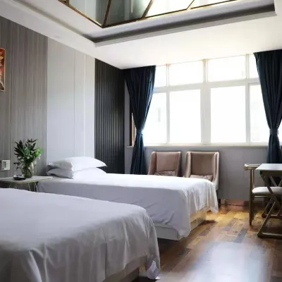 Yuhuan Hyatt Business Hotel (Passenger Transport Center Branch) Hotels near Yuhuan Martyrs' Cemetery
