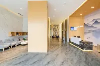 Cloud Hotel - 3-Star