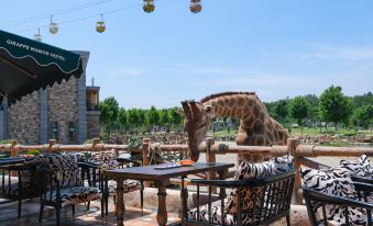 All Love Park Giraffe Manor Hotel