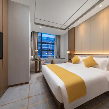 Poltton International Service Apartments (Zhuhai Gongbei Port Fuhuali)