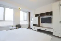Fengcheng shengyuan apartment Hotels near Phoenix Cave
