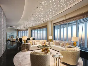J Hotel Shanghai Tower