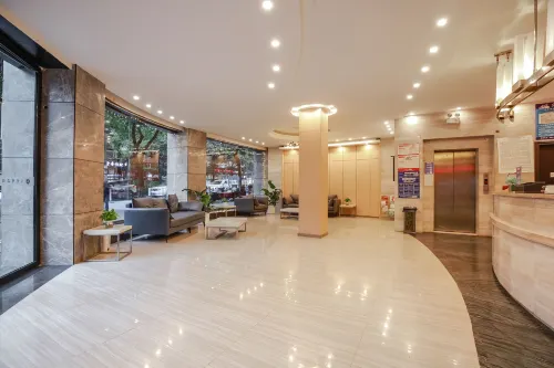 廣州久龍飯店（龍裡高鐵北站青龍路店）