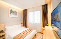 Van & Fan Light Luxury Hotel (Southwest Trade City Branch, Wanshan District, Tongren City)