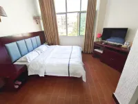 Lincang Tianhong Hotel - balcony