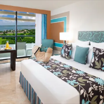 The Pyramid Cancun by Oasis - All Inclusive