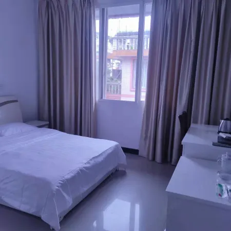 Ya'an Tai'an Apartment