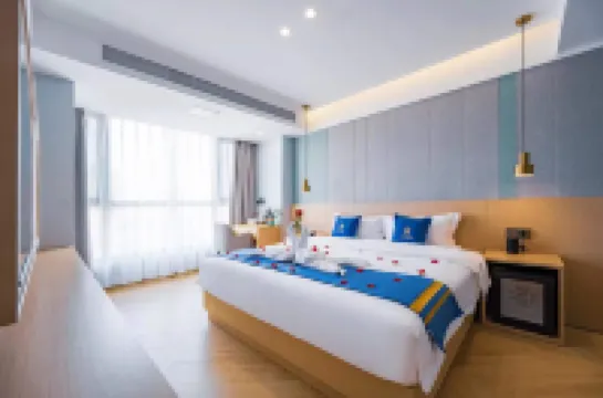 Super 8 Hotel Select (Guangzhou Station Xicun Metro Station)