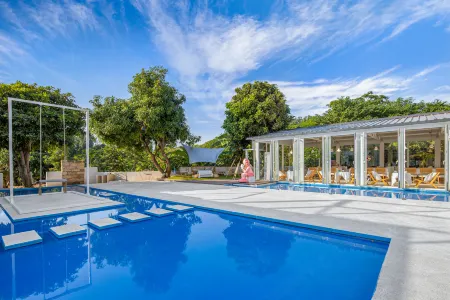 Fansu Qihai'an Qingshe Seaview Homestay (Weizhou Island Shop) Отели рядом с достопримечательностью «Weizhouzhen»