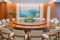 Yulin City Luchuan Hot Spring Jiulong Villa Hotel a Luchuan