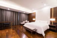 Tianmei Land Hotel  (Beiliu Wanda Plaza store) - parking
