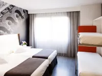 Hotel Dimar Hotels near Gulliver