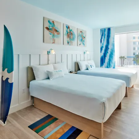 Universal’s Endless Summer Resort – Surfside Inn and Suites