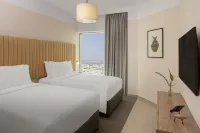Staybridge Suites DUBAI INTERNET CITY by IHG - Water Park