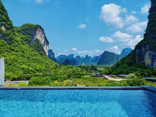 Lanshan Wangyue Homestay (Yangshuo Shili Gallery Store)