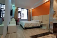 Zhoukou Erqi Express Hotel - balcony
