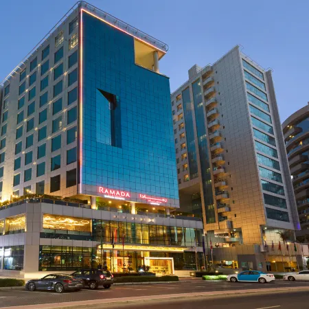 Ramada by Wyndham Dubai Barsha Heights Отели рядом с достопримечательностью «Теком»