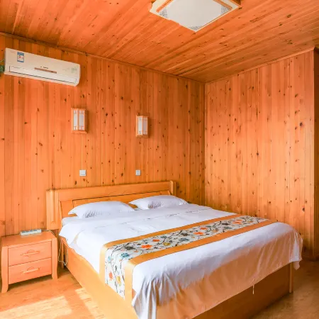 Tianchi Holiday Hotel
