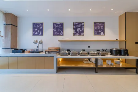 City Comfort Inn（Yangchun Spring Bay Shilin Longgong Rock） Отели рядом с достопримечательностью «Chunwan Scenic Area»