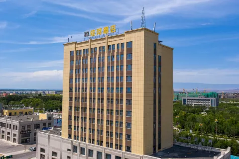 트윈 리버스 호텔