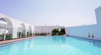 Shangchun Hot Spring Resort Hotel - สระว่ายน้ำบนดาดฟ้า