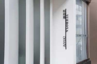 Yuebaiya Hotel Các khách sạn gần Ga Lạc Sơn