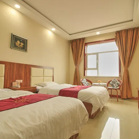 Ren Family Hotel