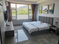 tranguil side sea rainbow hotel