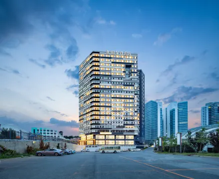 โรงแรมยีเตล คอลเลคชั่น (ว่านด้าพลาซ่า เขตไฮเทค ต้าเหลียน)