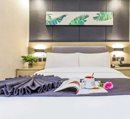 Shankee Tea Style Chain Hotel (Baoshan Airport San Guan Square) Отели в г. Баошан