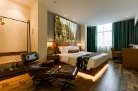 Zhe · Brown Hotel Hotels near Qingyuan Polytechnic