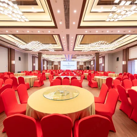 Pujiang Xiuliang Kanglv Luojiayuan Hot Spring Hotel