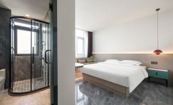 Turning corner Encounter Su Hotel (Shantou Lianxia Branch)