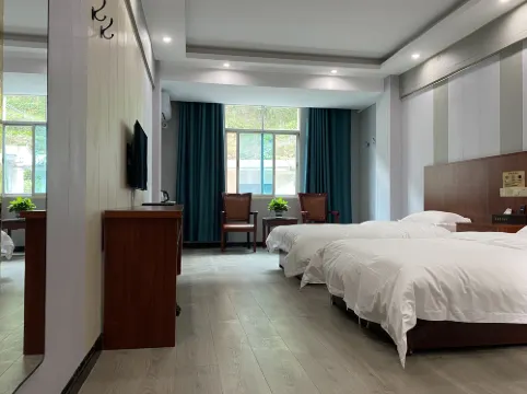 福貢建安商務賓館