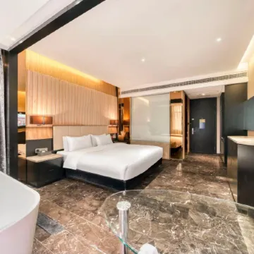 Maitao Crystal Hotel