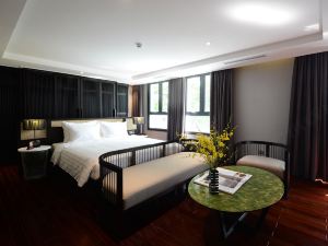 The Chi Boutique Hotel