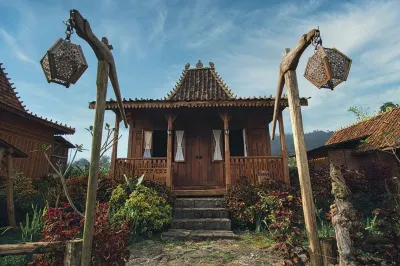 Singgasana Villas & Resto Hotel dekat Gunung Cilik Kaliurip