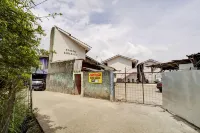 SPOT ON 90200 Pondok Sabaraya Cileunyi Hotel dekat Toko Kurnia