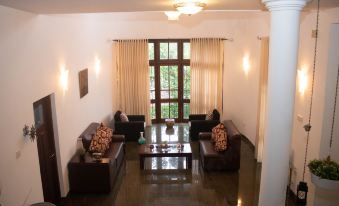 Holistic Villas River