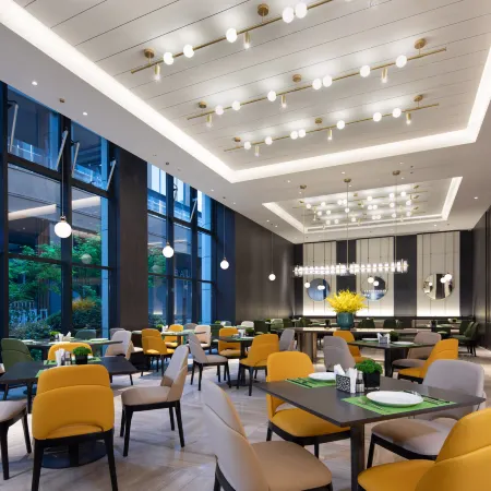 Hampton by Hilton Yibin Railway Station