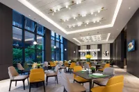 Hampton by Hilton Yibin Railway Station