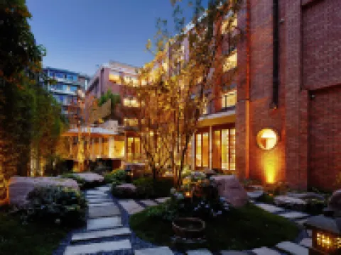 Chuanxing Yinli Hotel (Chengdu Kuanzhai Alley) Hotels near Jinli Street