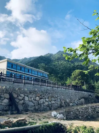 Qijianting Farm Отели в г. Юэси