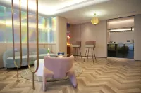 N6 Art Space Hotel (Nanchong Nightless City) Hotels near Chengdu Science and Engineering University Nanchong Teaching Station (Nongke Alley)