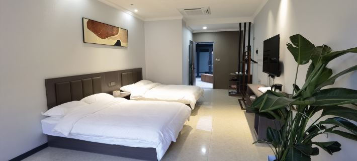 Yangxian Xiguyunjuju Hotels in Yang County