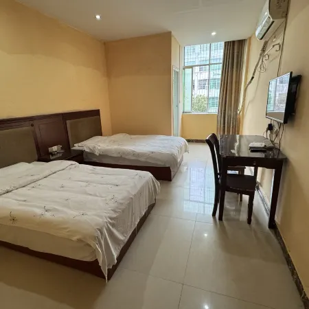 Jishui Business Hotel