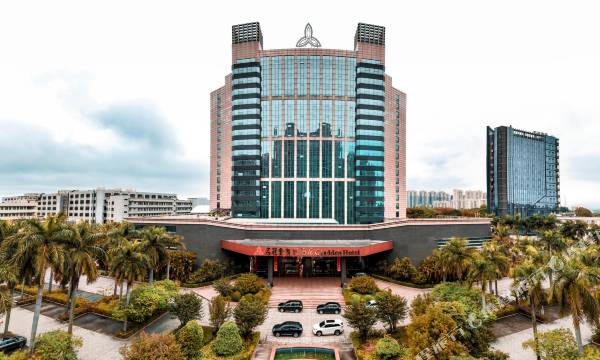 Gladden Hotel (Shilong Town)